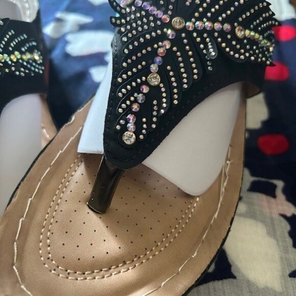 NWOT Women's Beaded Sandals choose Black or Tan both are size 9 - Picture 10 of 12